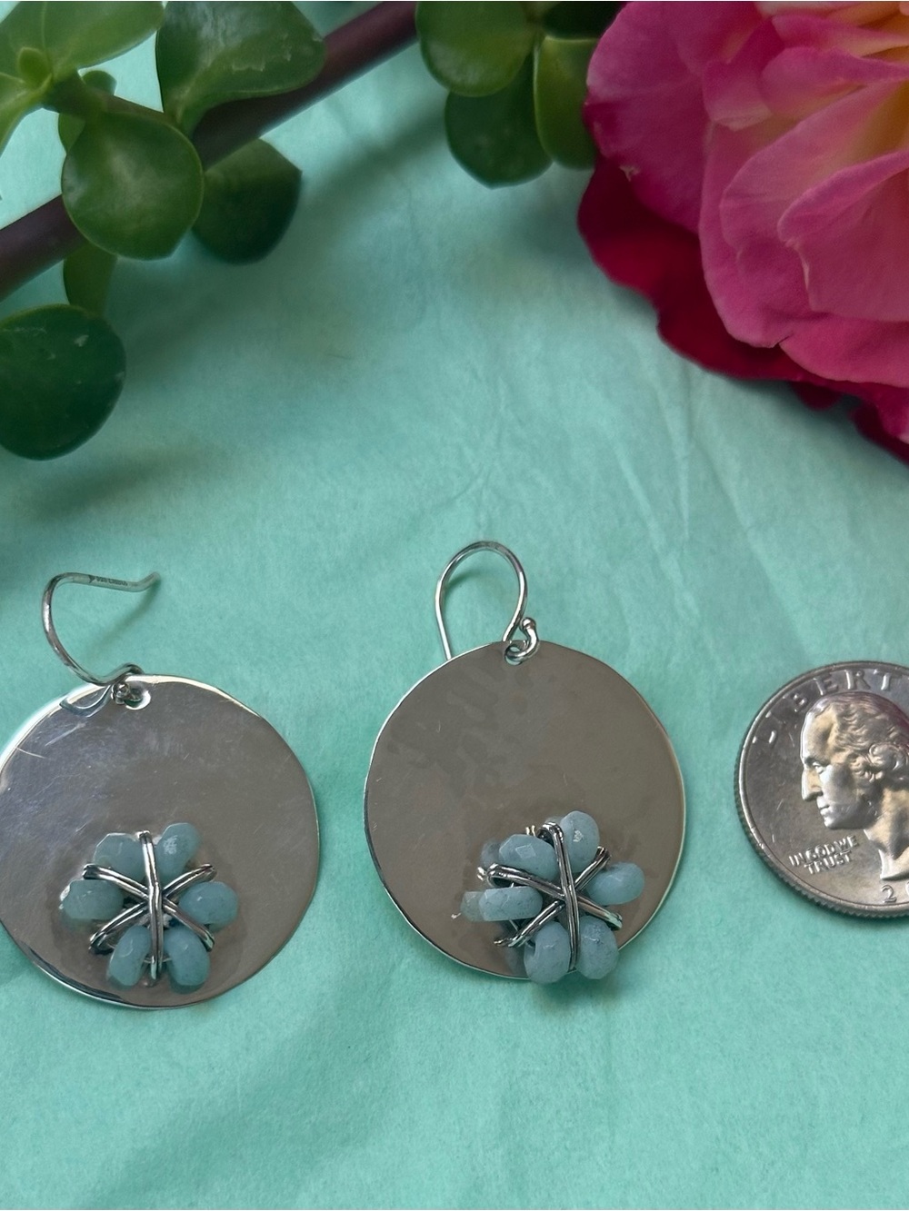 Silpada Sterling Silver925 Disc Earrings with quartzite flower